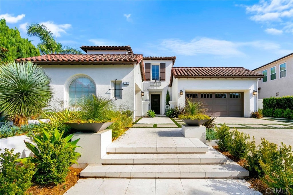 9 Coastal Canyon
