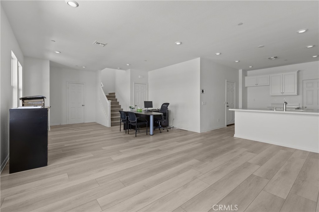 4295 S Hermosa Paseo