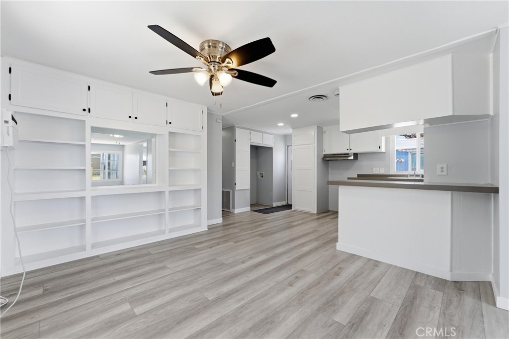3157 E I Avenue E2