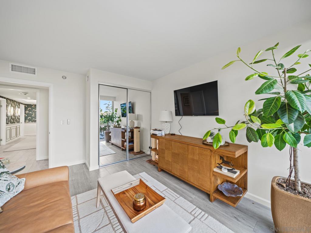 Coronado Shores - Residential