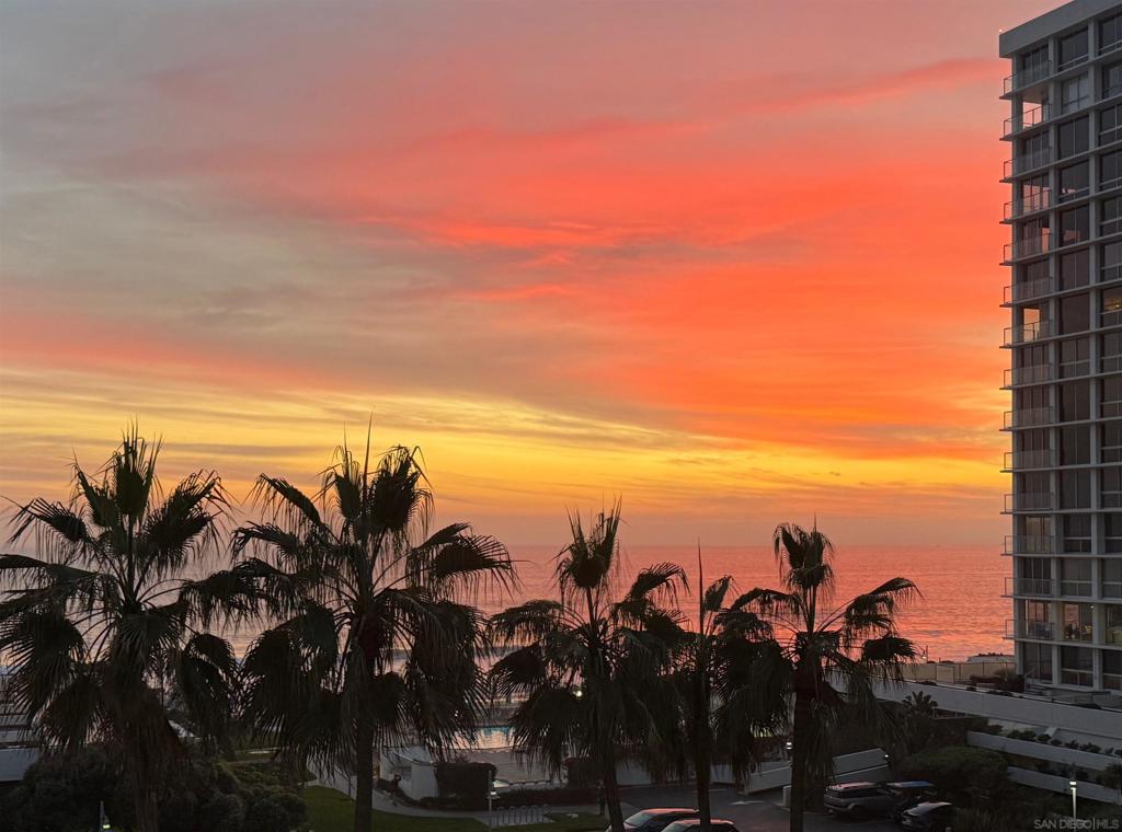 1750 Avenida Del Mundo 404