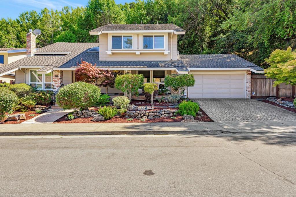 1521 Cherrywood Drive