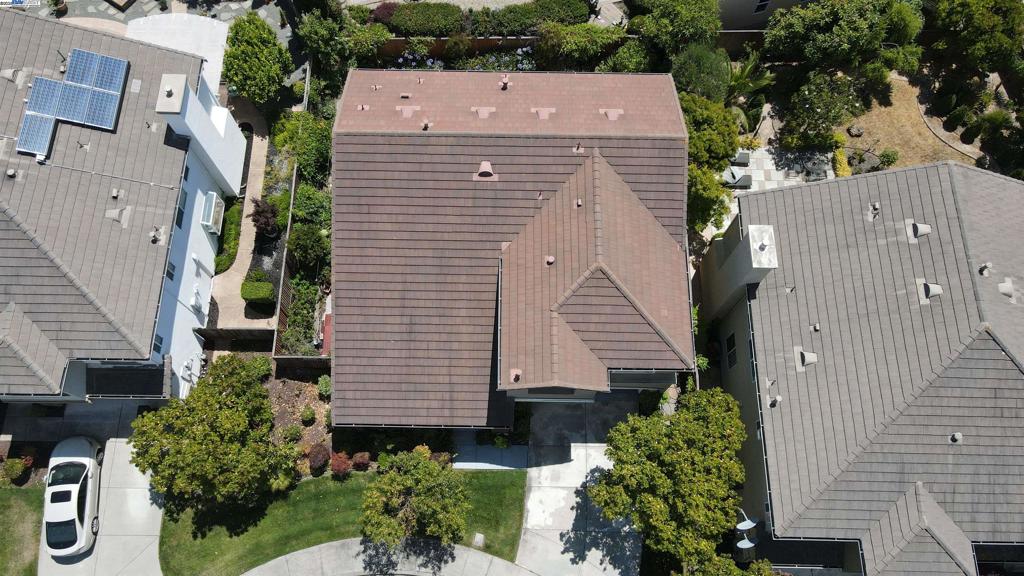 HILLTOP - Residential