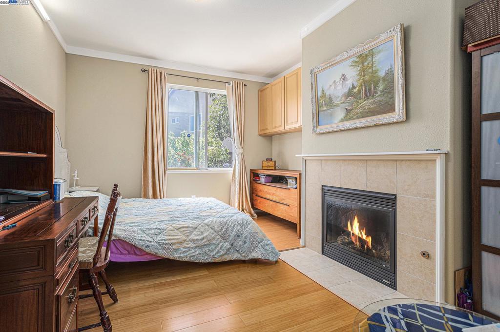 HILLTOP - Residential