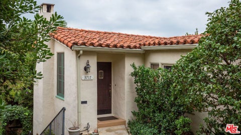 Photo of 3717 Arbolada Road, Los Angeles, CA 90027 (MLS # 26859149)