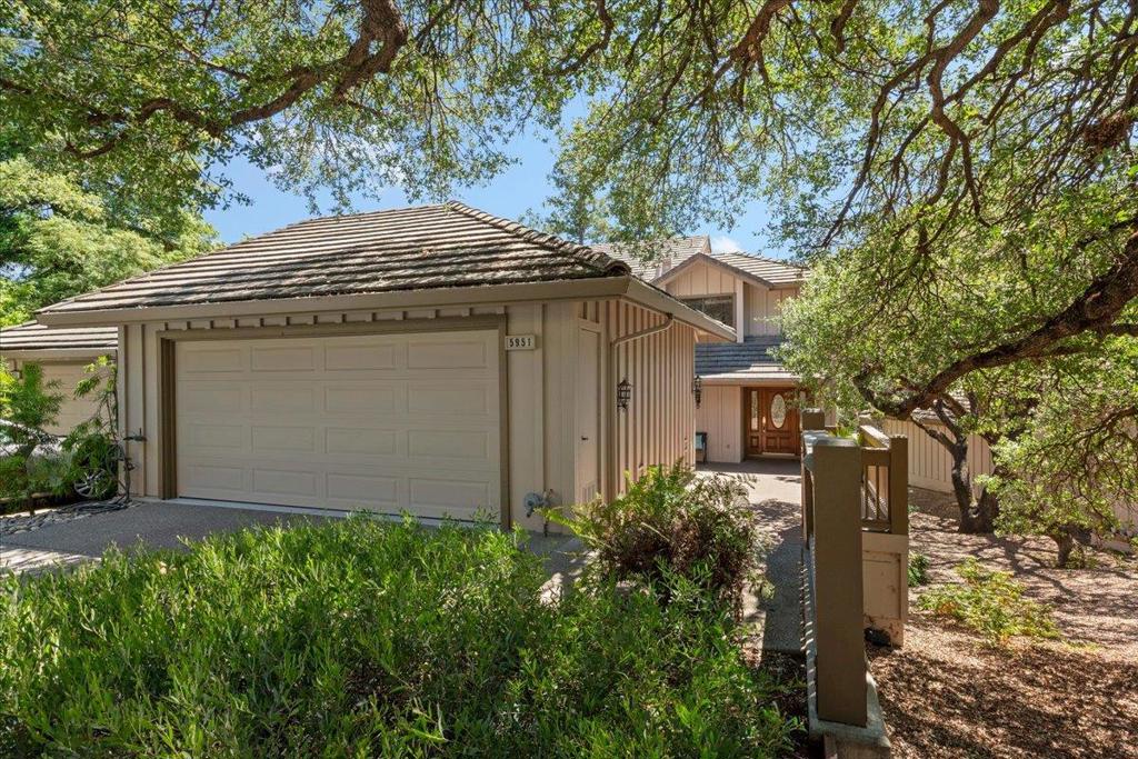 5951 Post Oak Circle