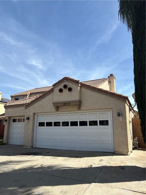 Photo of 12212 Amber Hill Trl, Moreno Valley, CA 92557 (MLS # TR26057526)