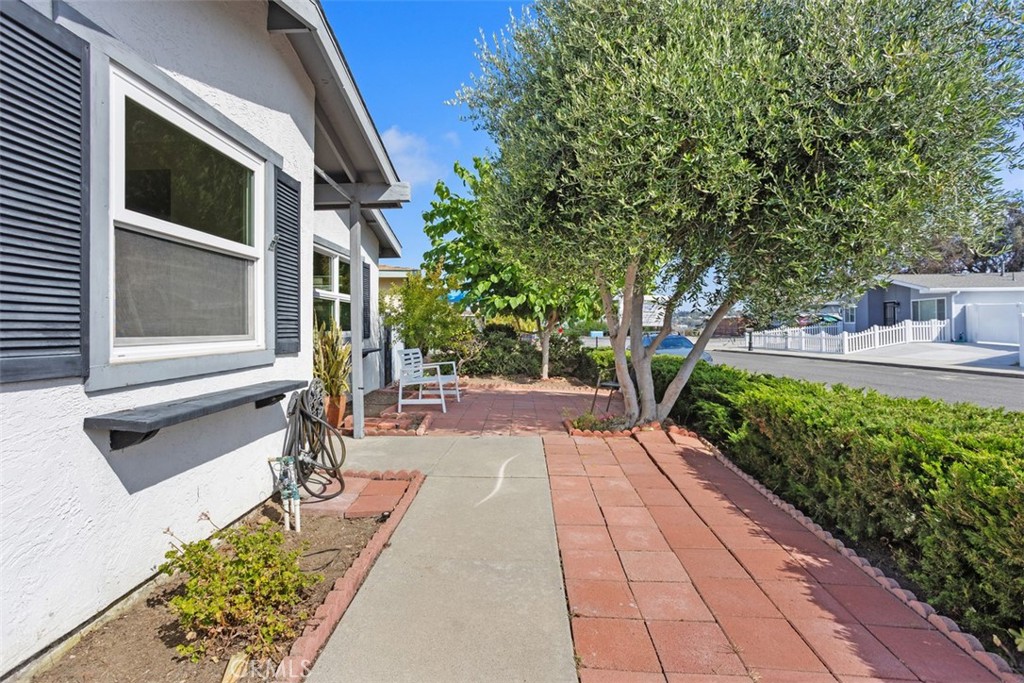 3746 Balboa Drive
