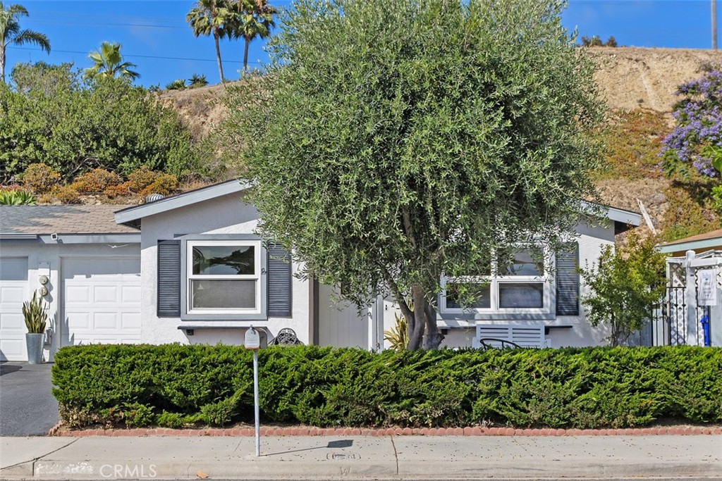 3746 Balboa Drive