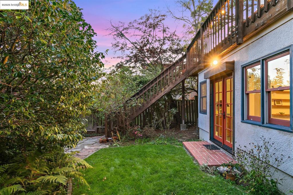 THOUSAND OAKS - Residential