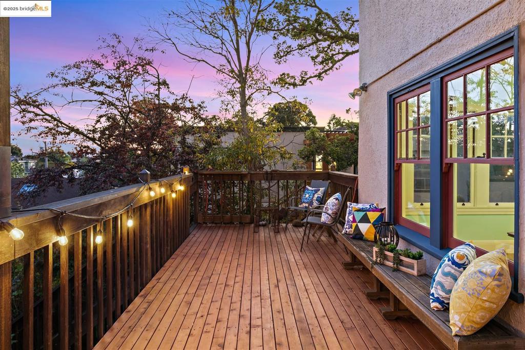 THOUSAND OAKS - Residential