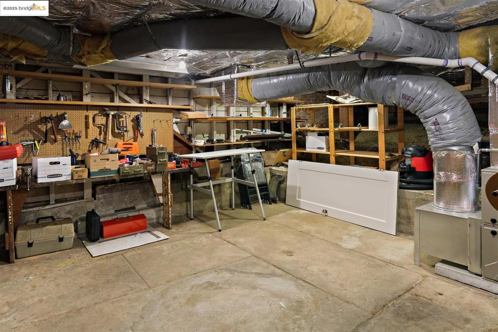 THOUSAND OAKS - Residential