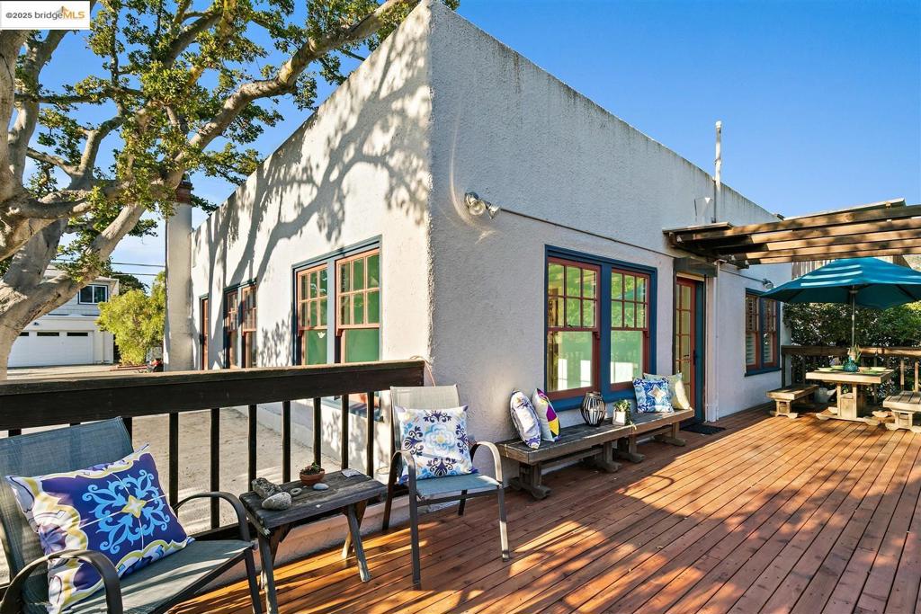 THOUSAND OAKS - Residential