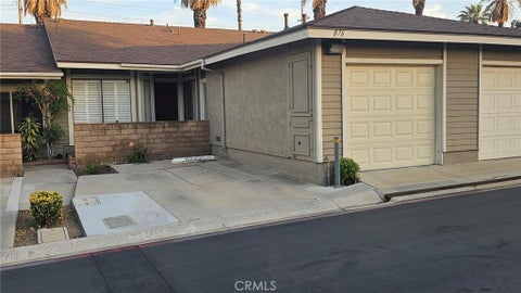 Photo of 876 Tangerine Street, Corona, CA 92879 (MLS # TR26232338)