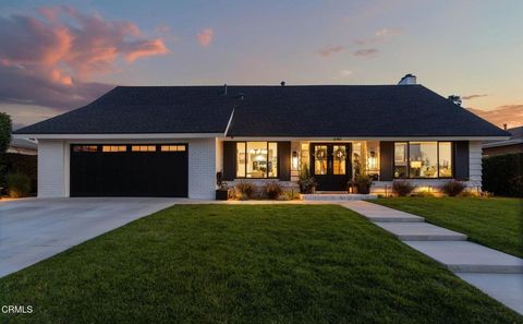 Photo of 646 Pinehurst Avenue, Placentia, CA 92870 (MLS # P1-26985)