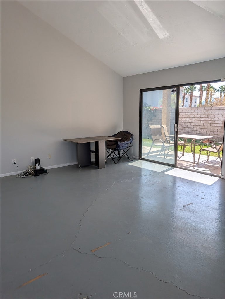 68893 Calle Monforte