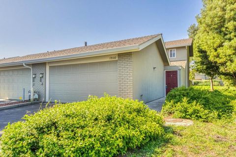 Photo of 19100 Creekside Place, Salinas, CA 93908 (MLS # ML82045259)