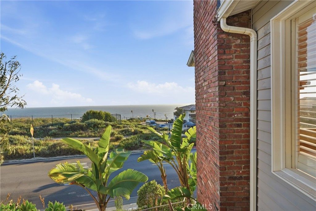 Photo of 249 Waterview Street, Playa Del Rey, CA 90293 (MLS # SB26048066)