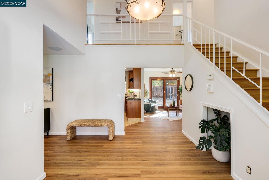 30 Hodur Ct