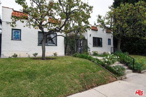 Photo of 522 N Alta Vista Boulevard, Los Angeles, CA 90036 (MLS # 25627207)