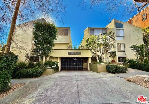 Photo of 1825 Thayer Avenue, Los Angeles, CA 90025 (MLS # 25622563)