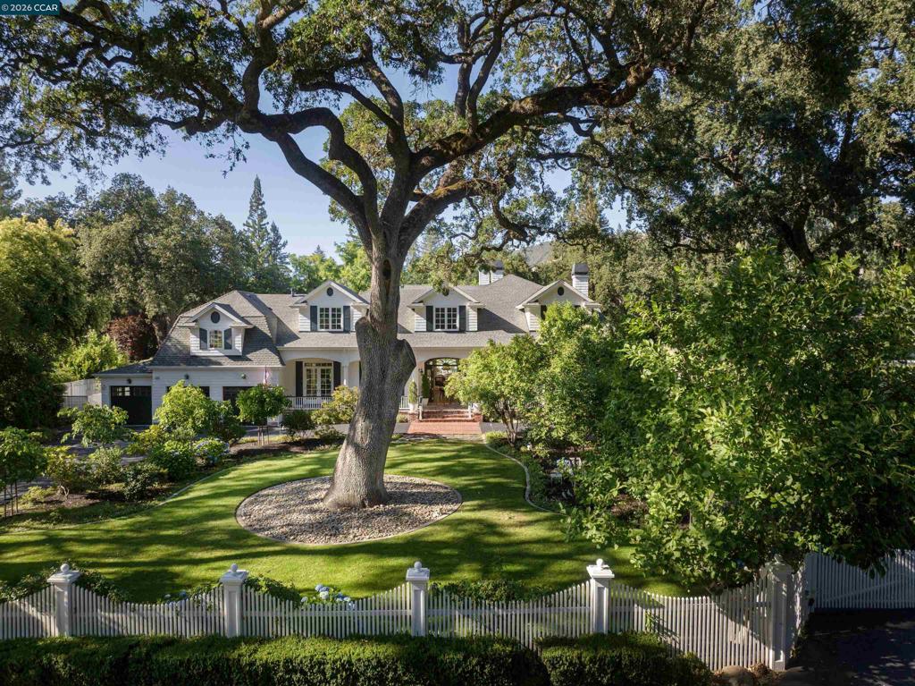 1733 Alameda Diablo