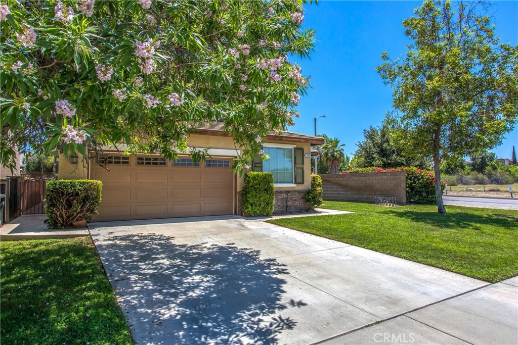 1802 Pummelo Drive