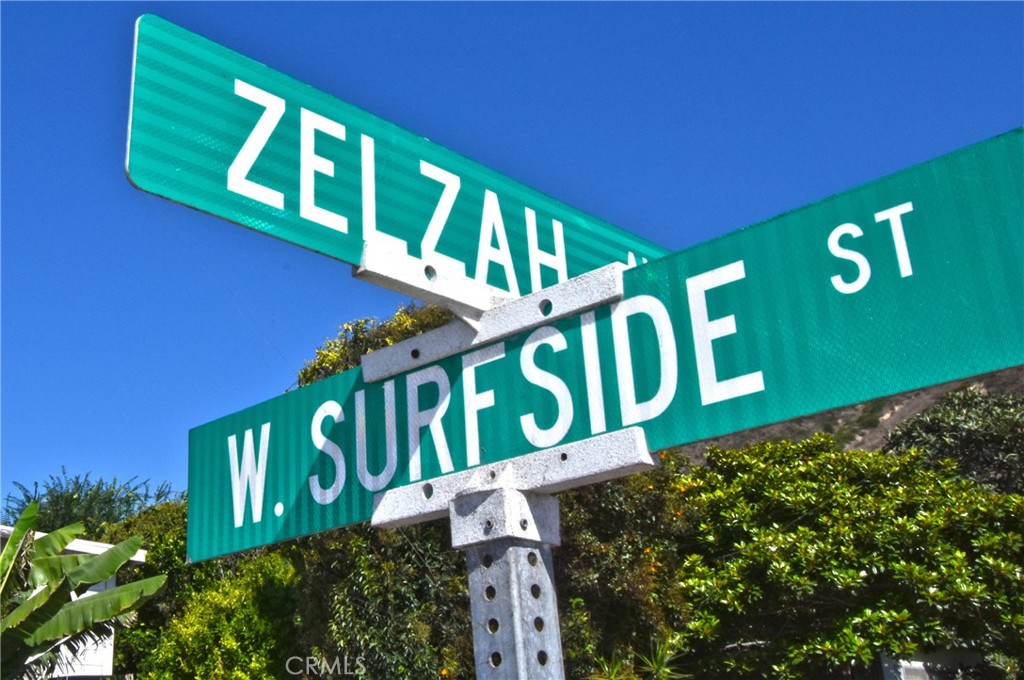 6897 Zelzah Avenue