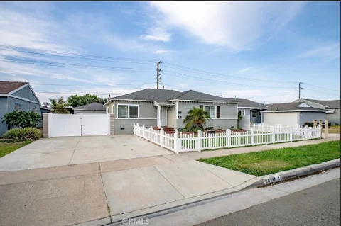 MLS: OC26190643