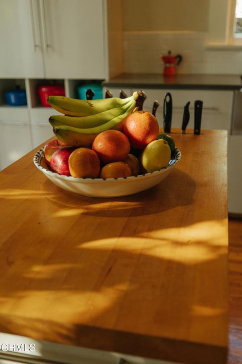 Tiny photo for 79 N Laurel Street, Ventura, CA 93001 (MLS # V1-39378)