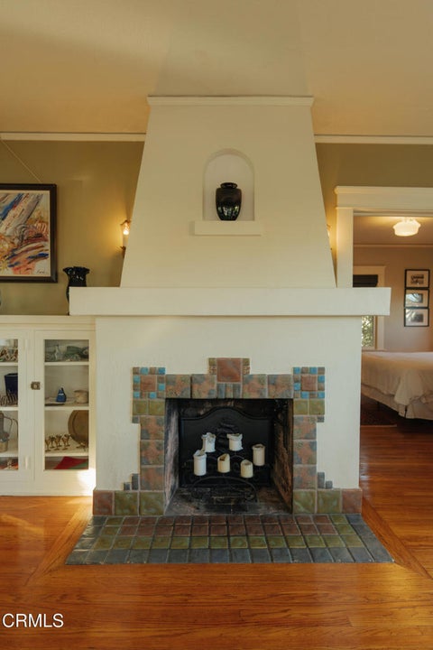 Tiny photo for 79 N Laurel Street, Ventura, CA 93001 (MLS # V1-39378)