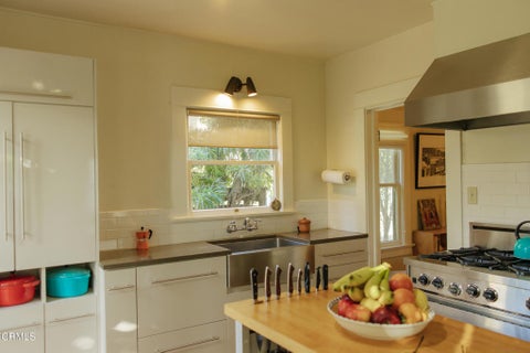 Tiny photo for 79 N Laurel Street, Ventura, CA 93001 (MLS # V1-39378)
