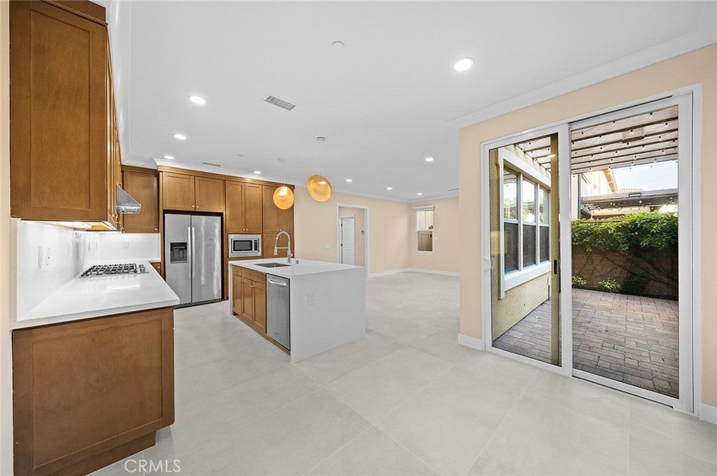 143 Rodeo, Irvine CA 92602 - Photo 12