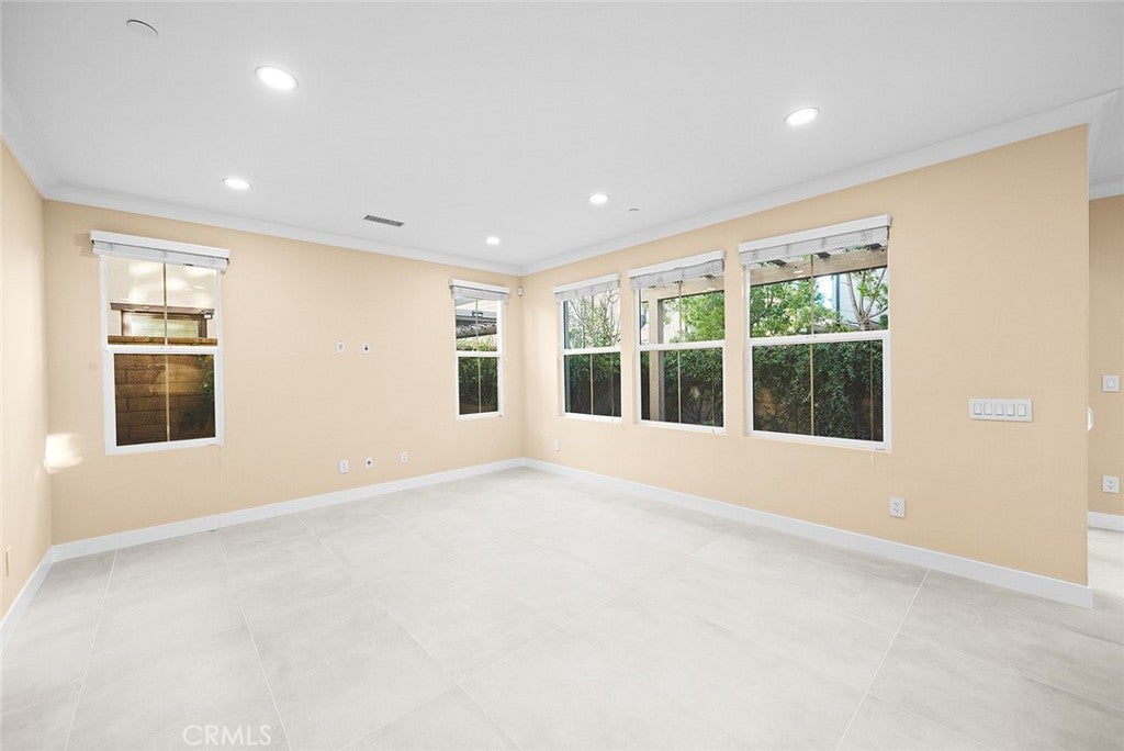 143 Rodeo, Irvine CA 92602 - Photo 7