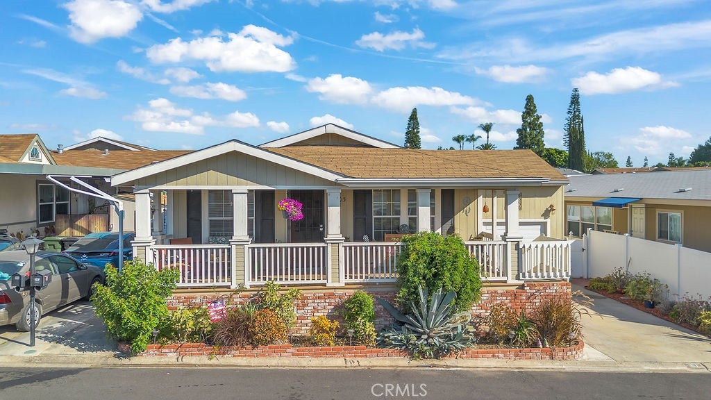 2851 Rolling Hills 203
