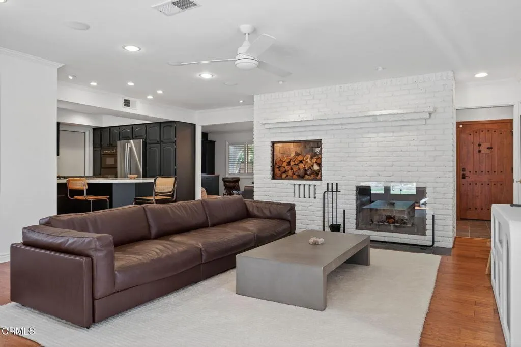 Oak View, California 93022, United States, 3 Bedrooms Bedrooms, ,2 BathroomsBathrooms,Residential,Active,235220