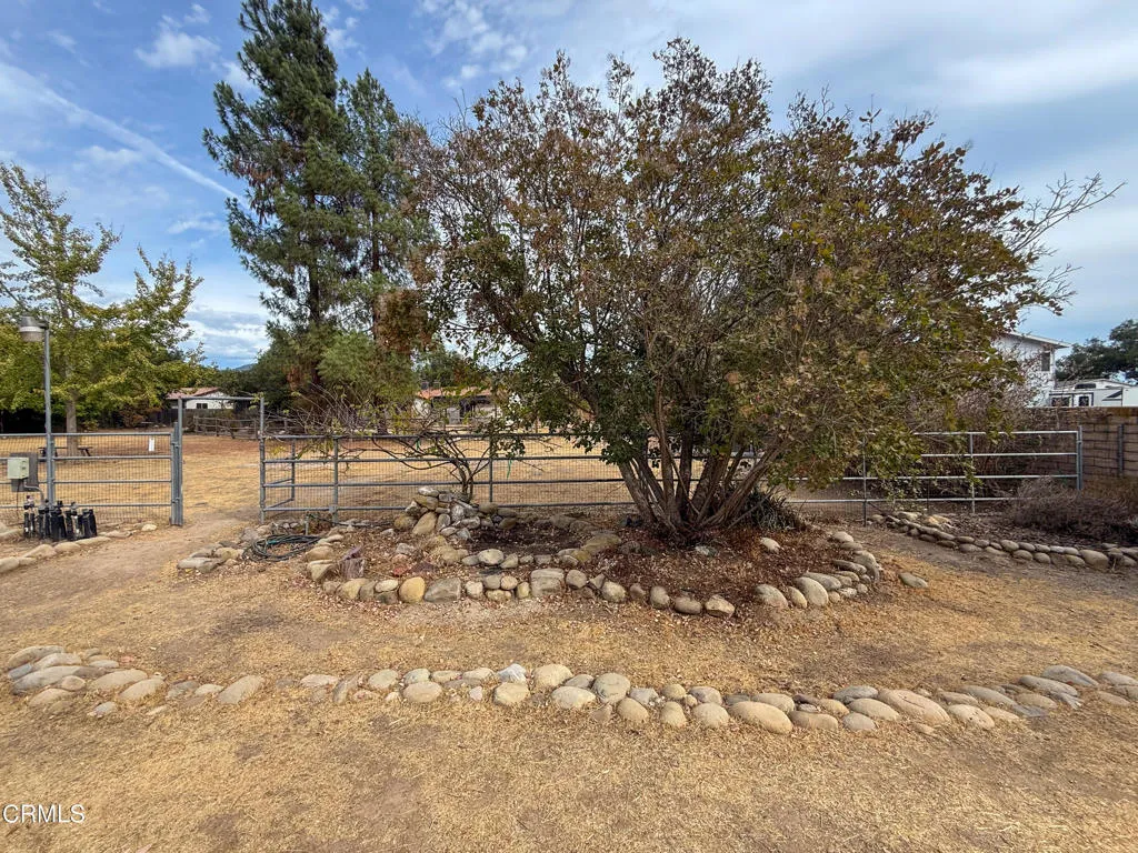 Oak View, California 93022, United States, 3 Bedrooms Bedrooms, ,2 BathroomsBathrooms,Residential,Active,235220