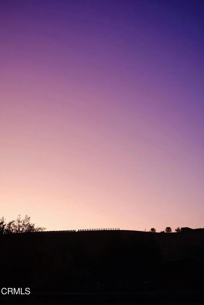 Oak View, California 93022, United States, 3 Bedrooms Bedrooms, ,2 BathroomsBathrooms,Residential,Active,235220