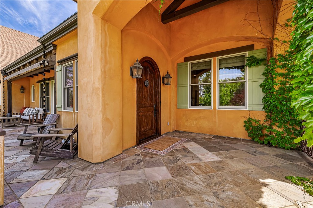 6480 Apple Creek Dr.