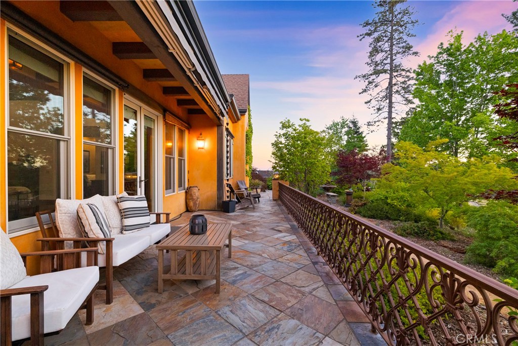 6480 Apple Creek Dr.