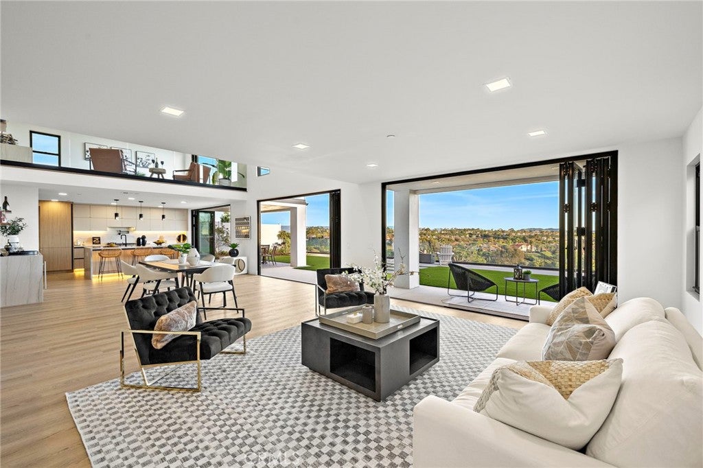 24452 Los Serranos Drive, Laguna Niguel CA 92677 - Photo 11