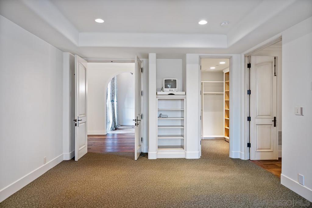 Rancho Santa Fe - Residential