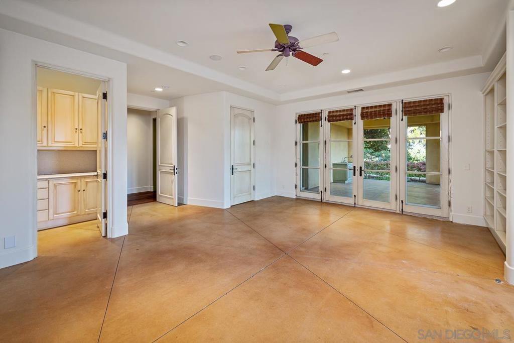 Rancho Santa Fe - Residential