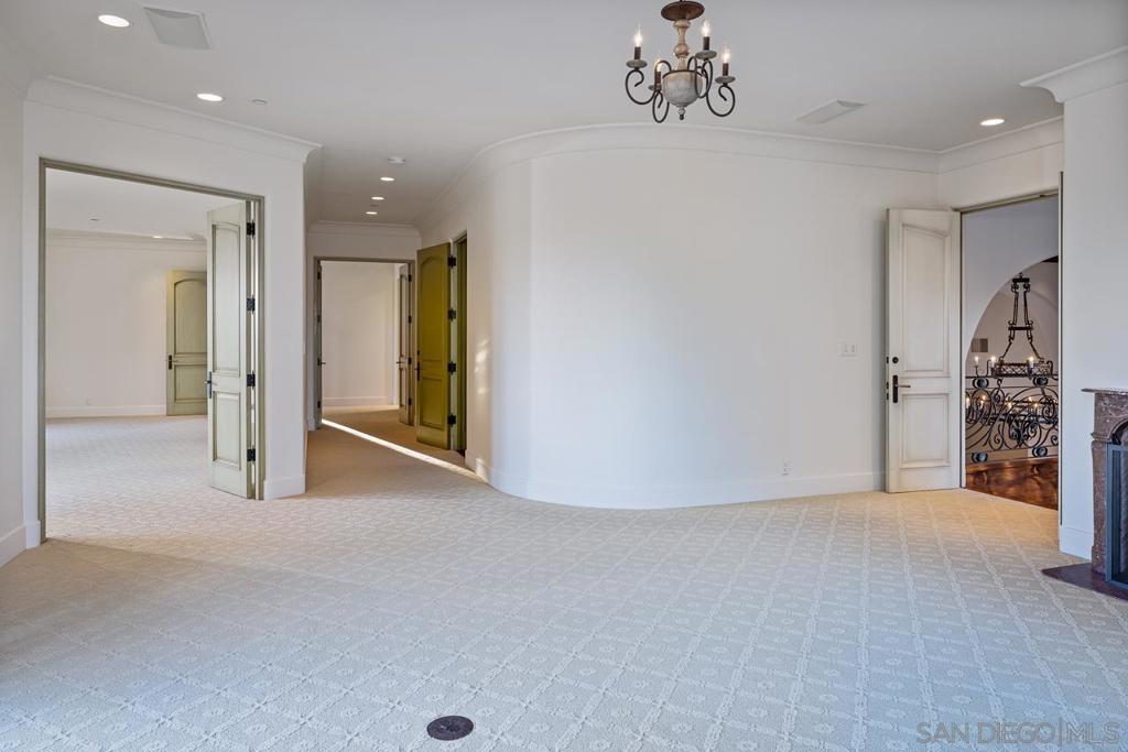 Rancho Santa Fe - Residential