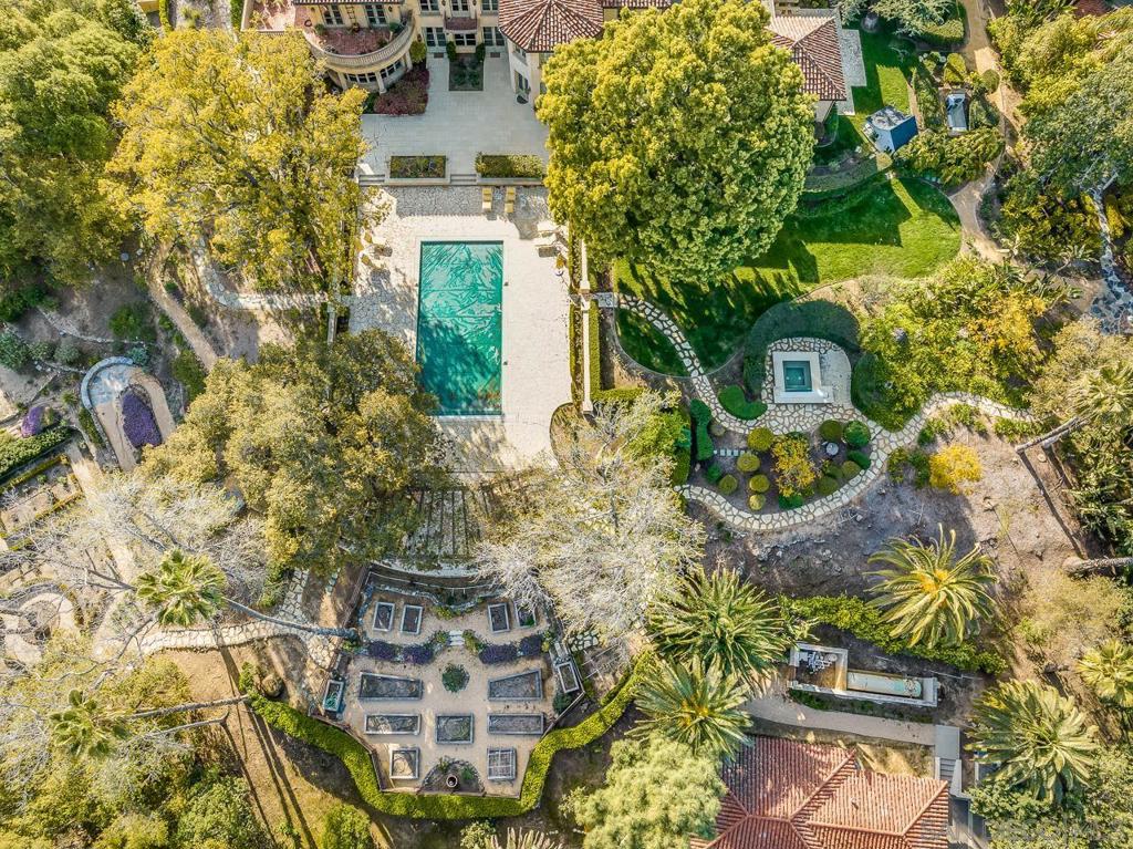 Rancho Santa Fe - Residential