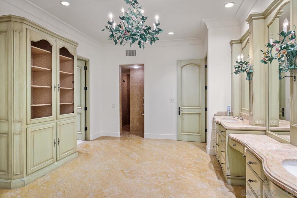 Rancho Santa Fe - Residential