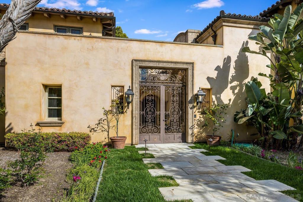 Rancho Santa Fe - Residential