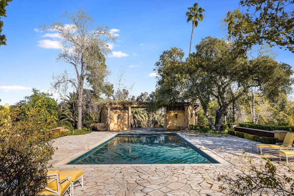 Rancho Santa Fe - Residential