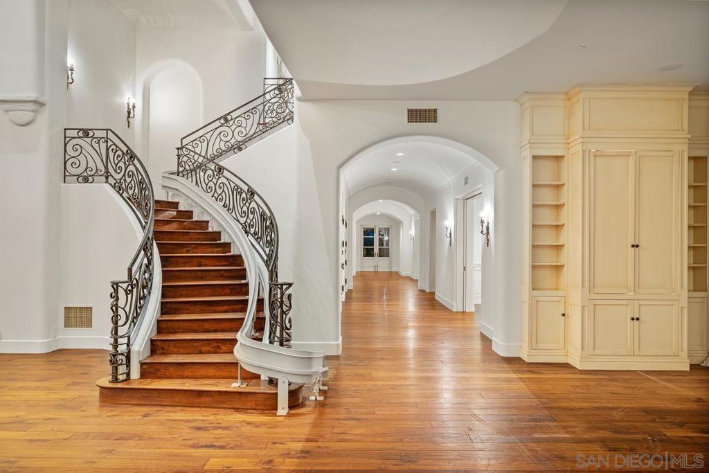 Rancho Santa Fe - Residential