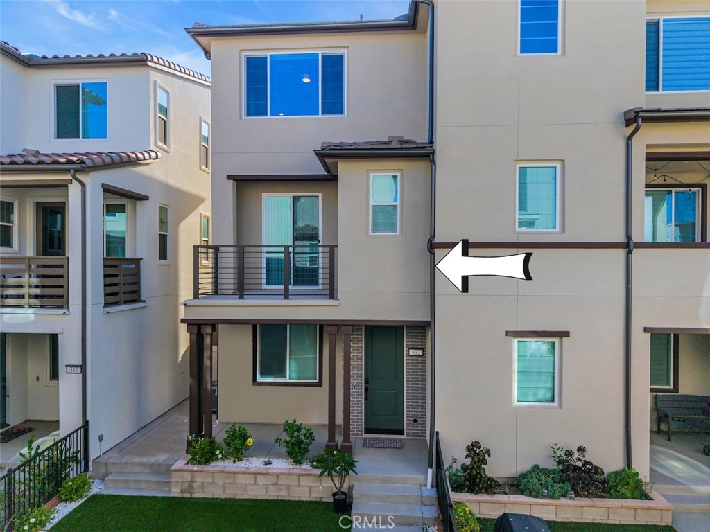 Act fast! This stunning tri-level home in the highly desirable Rienda at Rancho Mission Viejo offers 1,366 sq. ft. of upgraded living space, featuring 2 bedrooms, 2.5 bathrooms, a versatile den, and a spacious two-bay garage. With over $25K in premium upgrades, including waterproof vinyl plank flooring, recessed lighting, and an upgraded primary shower, this home exudes modern comfort. Plus, you'll enjoy a whole-house water filtration system with your new home. The beautifully landscaped front yard is perfect for pets, kids, family gatherings, and entertaining. Nestled in scenic hills and within nature, enjoy world-class amenities such as lap and lagoon pools, Boulder Pond, playgrounds, fire pits, a fitness center, BBQ areas, miles of trails, community farms, and vibrant year-round events. Located in the Capistrano Unified School District, near Esencia Elementary (K-8), Tesoro High School, and a new elementary school opening in 2027, this home is just minutes from shopping, dining, entertainment, and the 241 Toll Road. Luxury, nature, and community come together—schedule your private tour today! This home awaits your arrival!